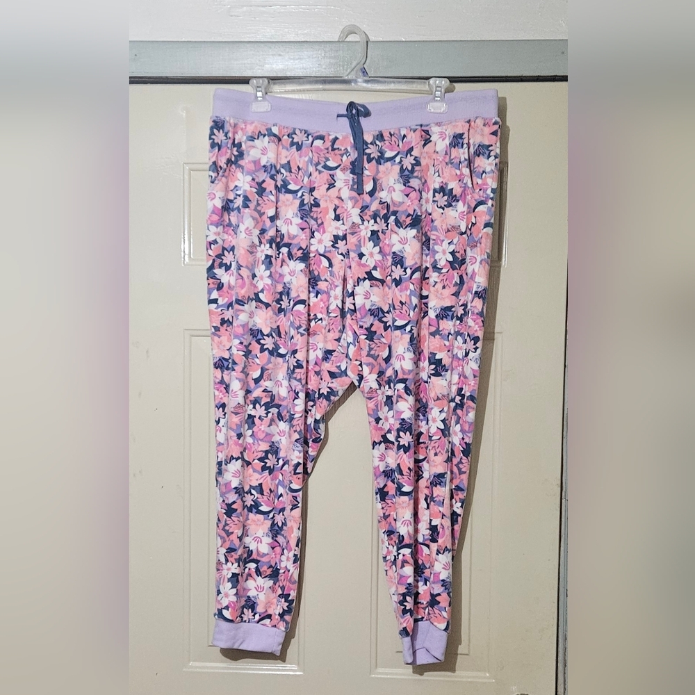 Vera Bradley Floral Jogger Pajama Pants